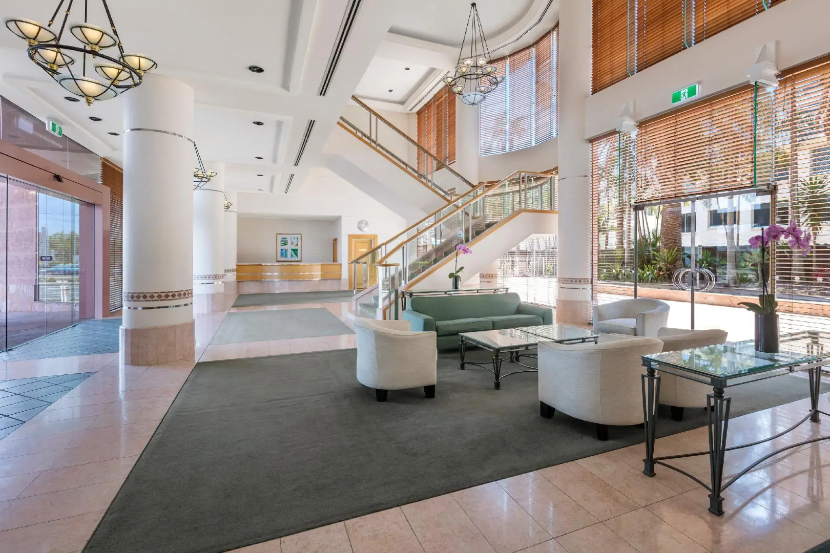 Photo - Oaks Gold Coast Hotel