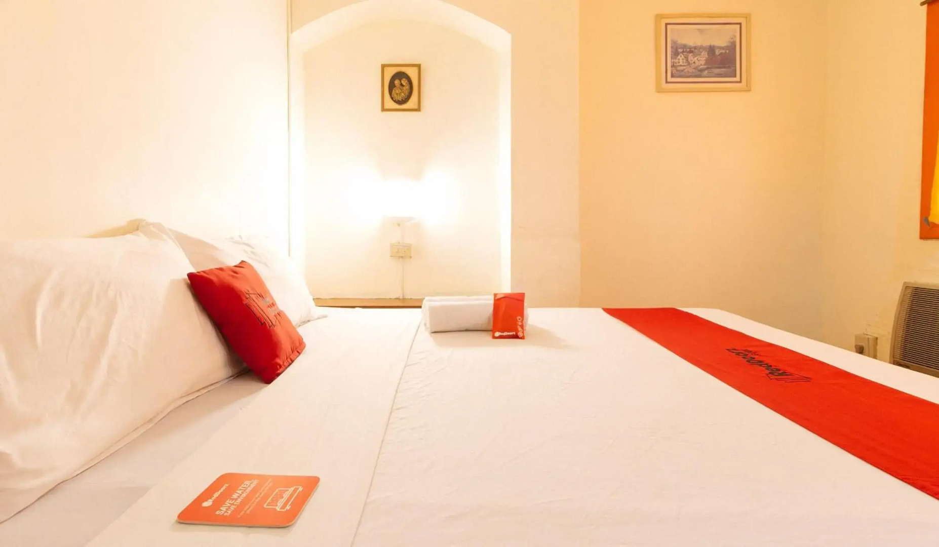 Foto - RedDoorz near East Avenue Medical Center