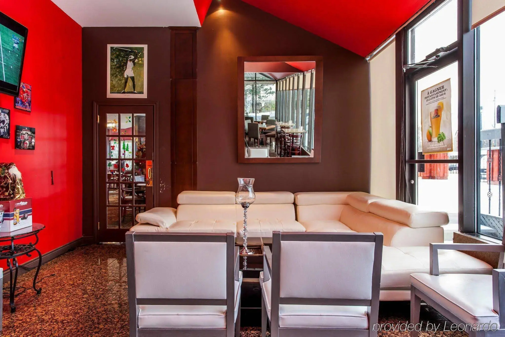 Photo - Hotel Universel Montréal