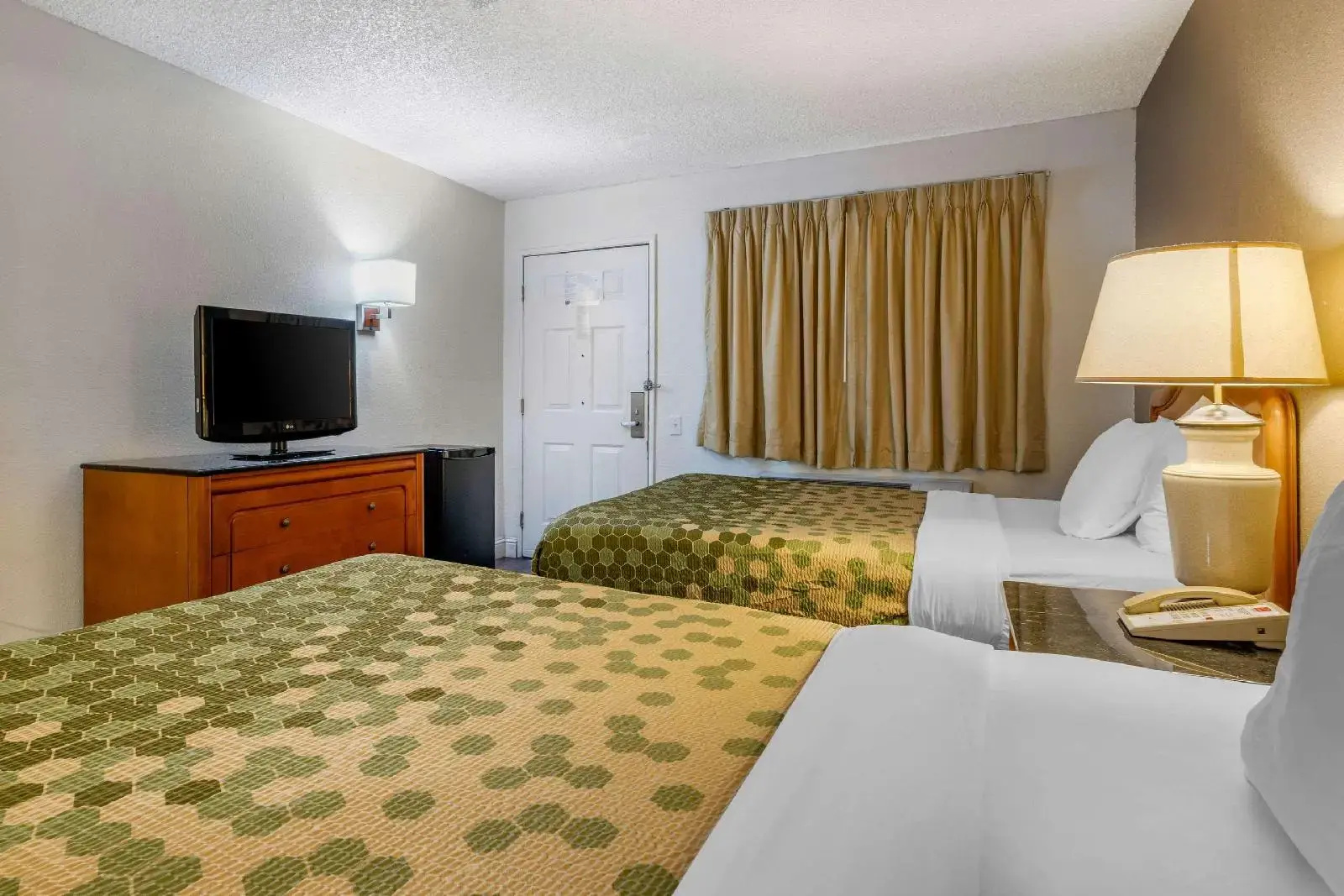 Photo - Studio 6 Sacramento, CA - Natomas & SMF Airport