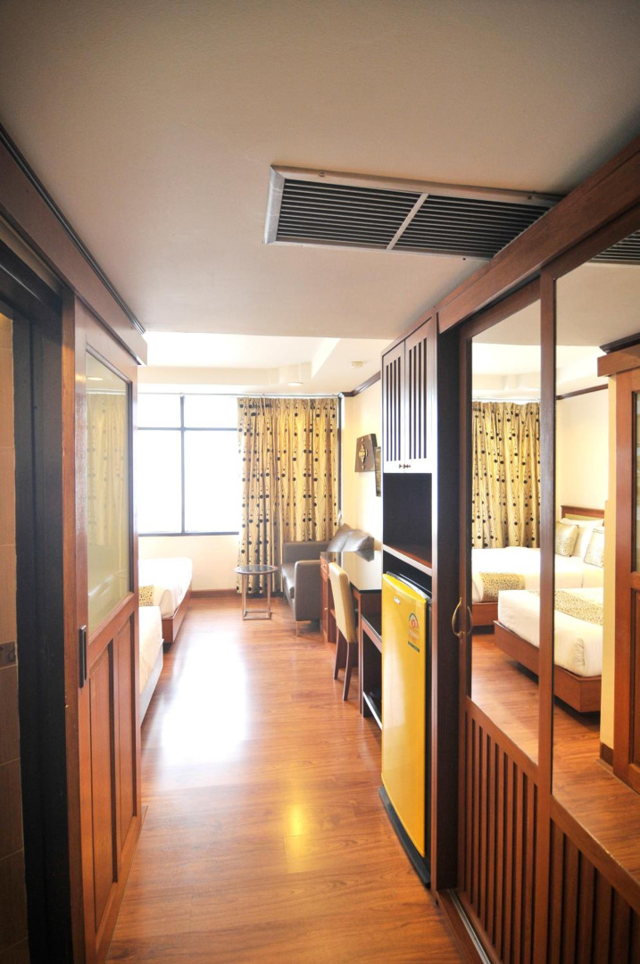 Photo - Malaysia Hotel Bangkok