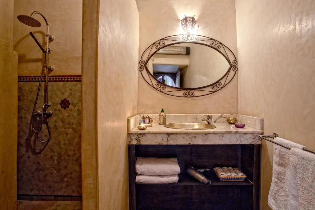 Foto - Riad Basim