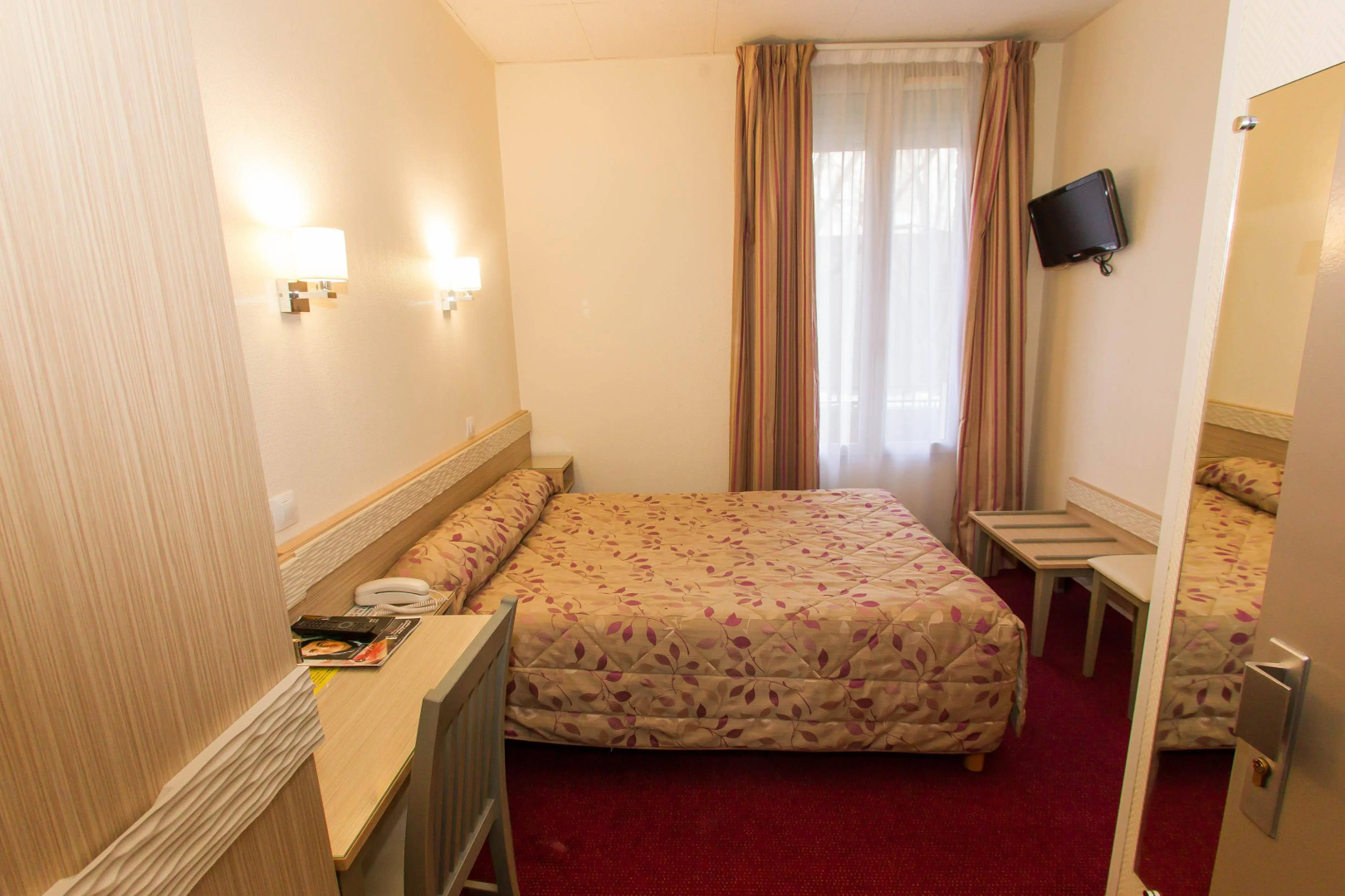 Photo - Hotel Lilas Gambetta