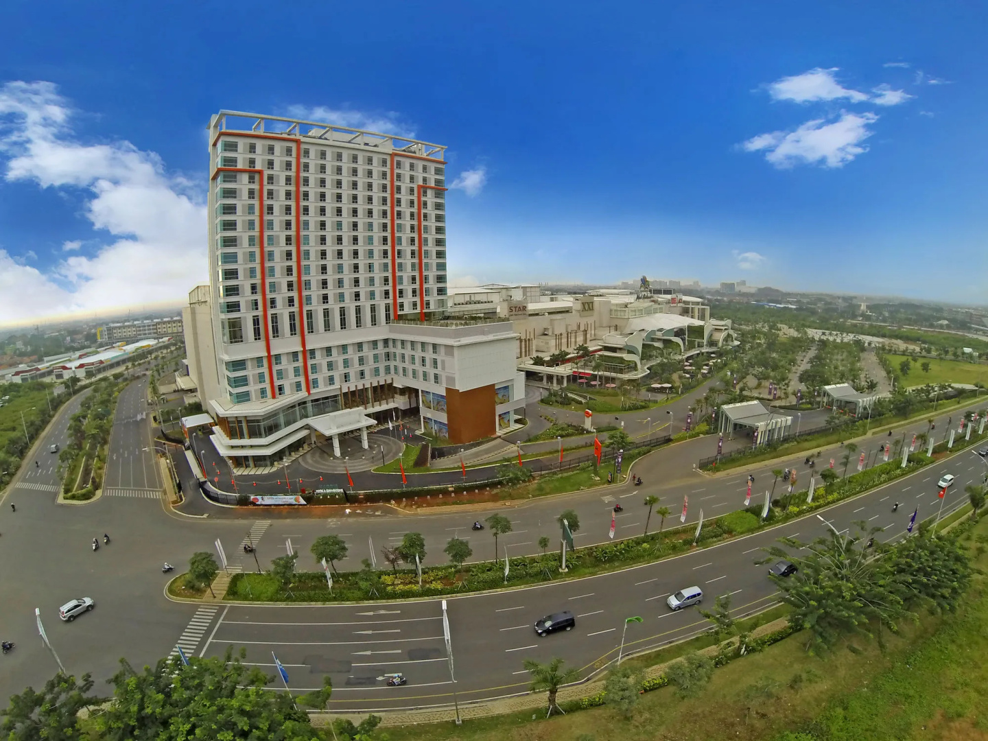 Foto - HARRIS Hotel & Conventions Bekasi