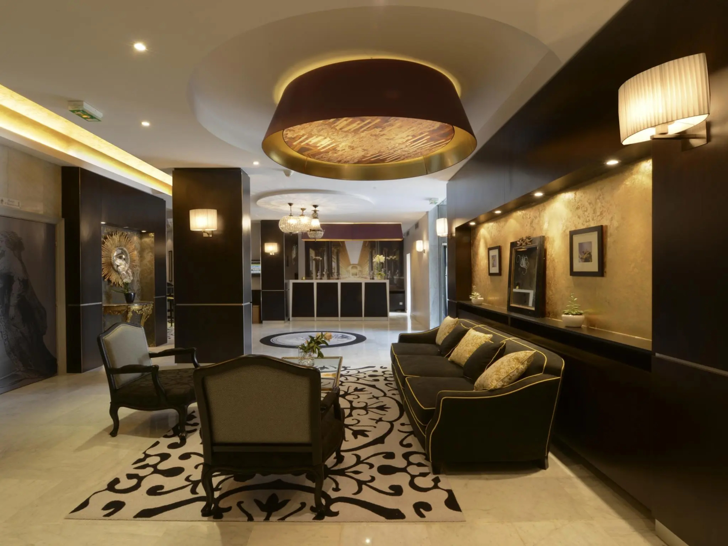 Foto - Hôtel Le Versailles