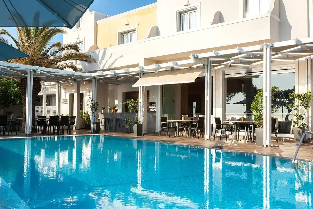 Photo - Memories Beach Hotel