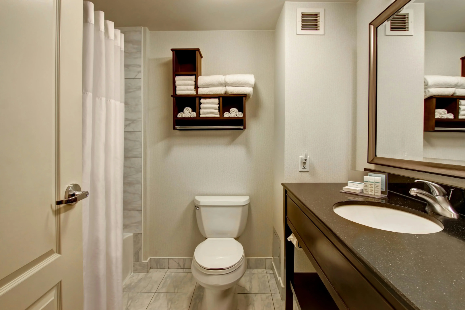 Foto - Hampton Inn by Hilton Toronto Airport Corporate Centre