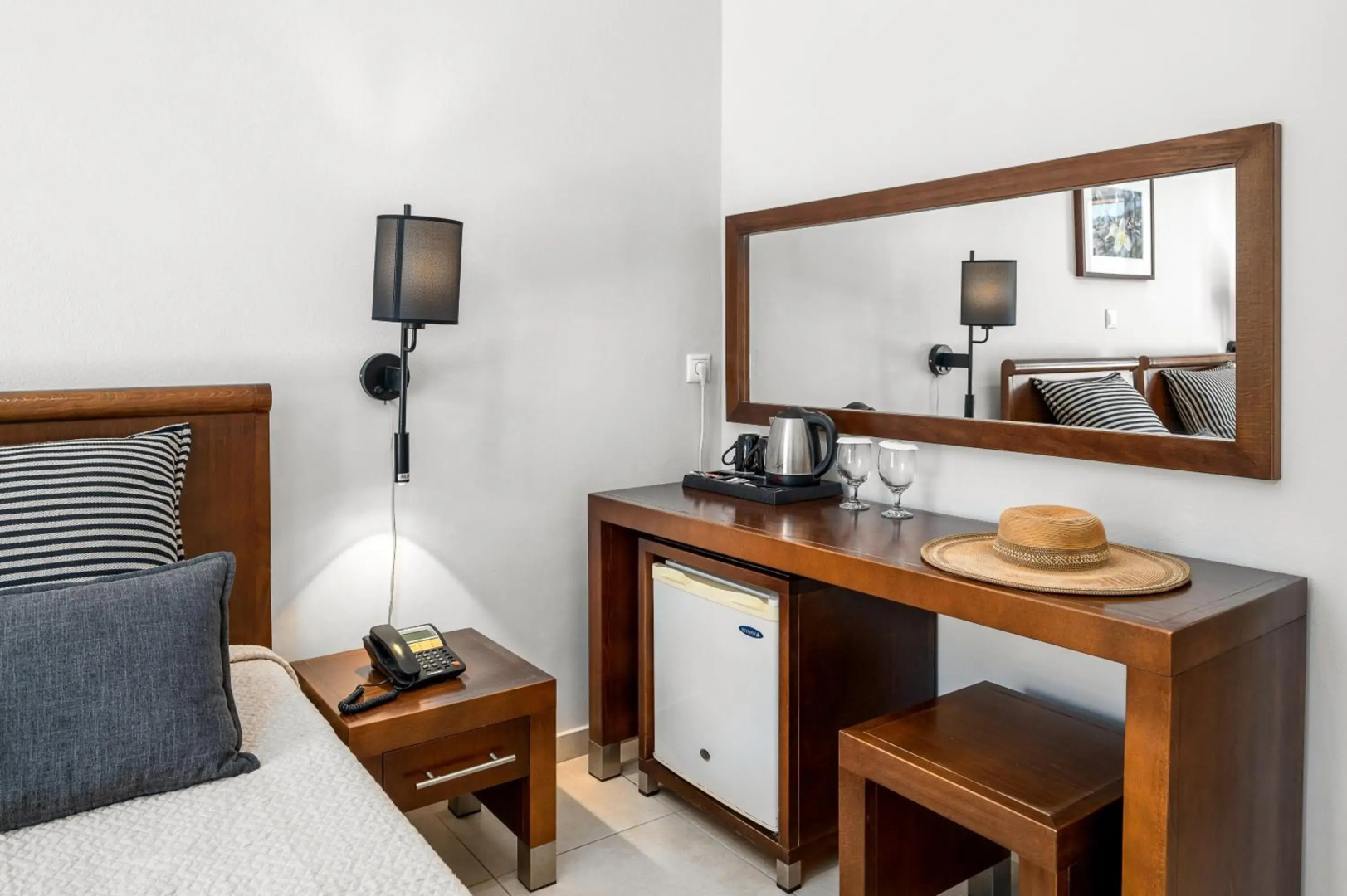 Photo - Glaros Hotel Apartment