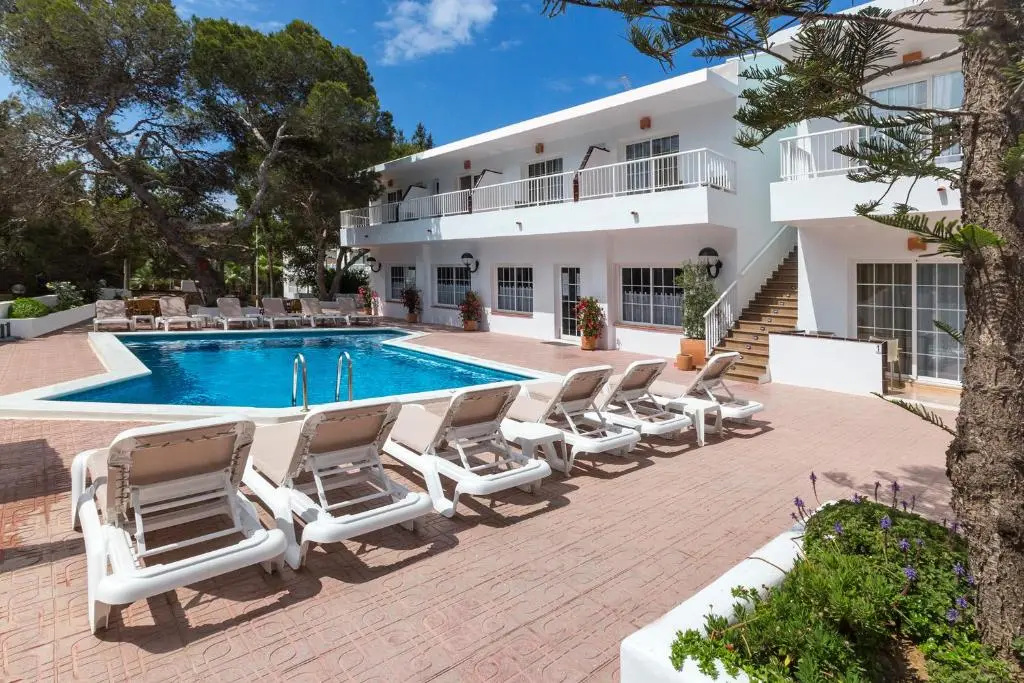 Photo - Hostal Es Pi - Emar Hotels