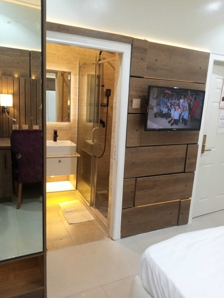 1314 Hotels & Suites Abuja