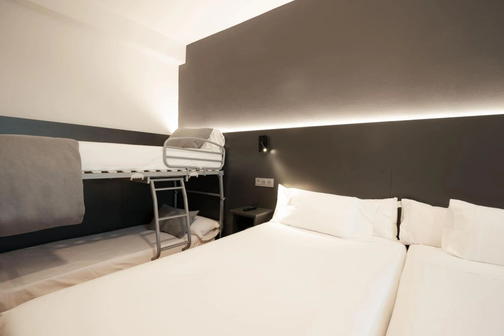 Photo - Hotel Sancho Ramírez