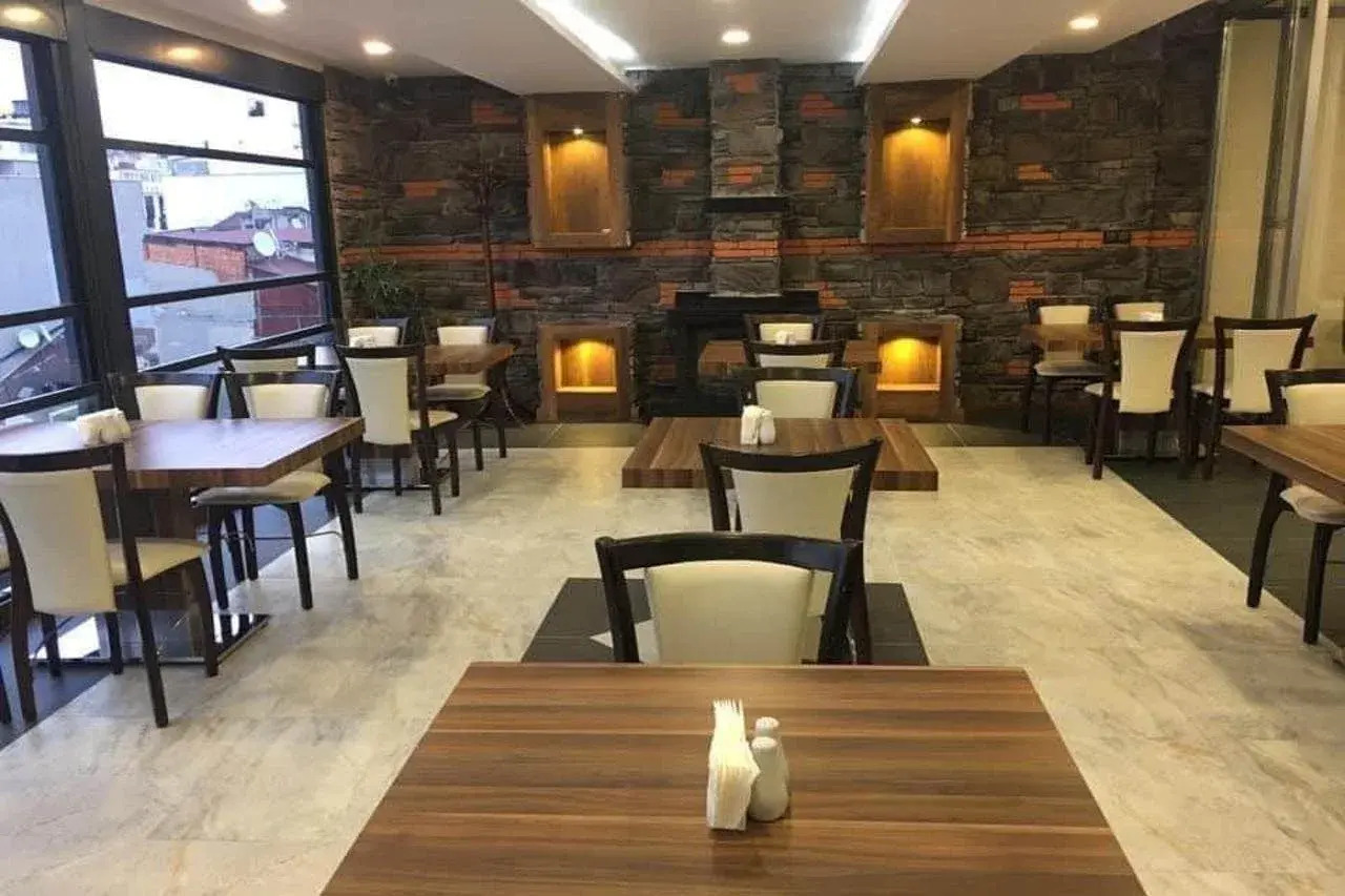 Photo - Grand Ons Hotel