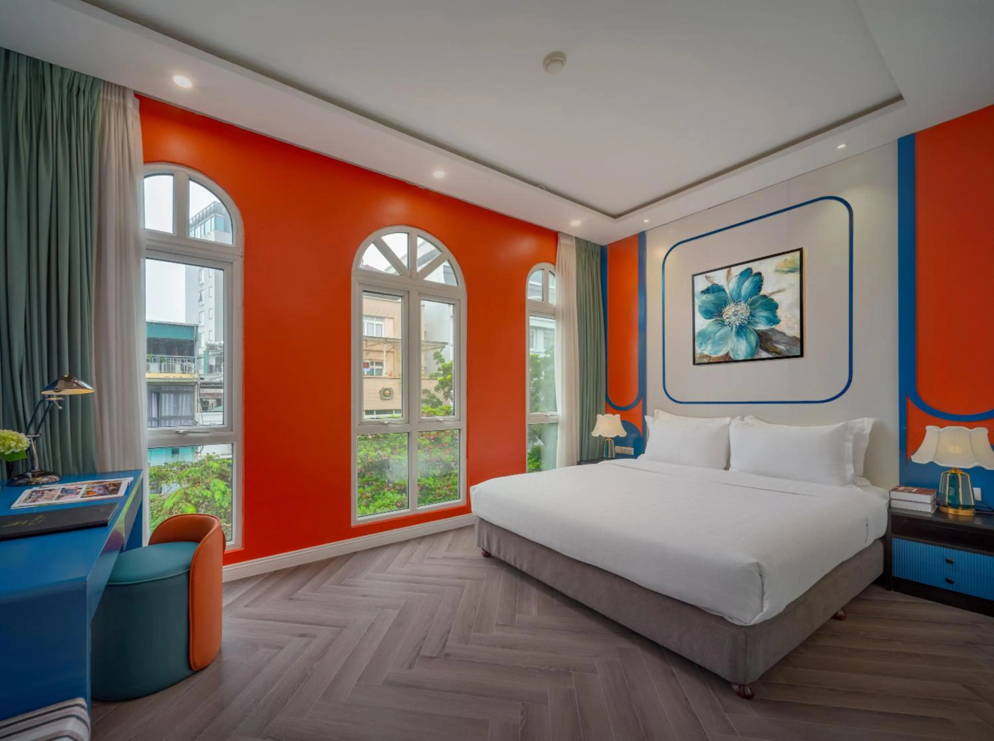 Photo - Minerva Church Hotel
