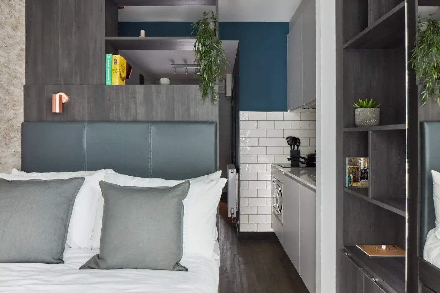 Photo - ARK Canary Wharf