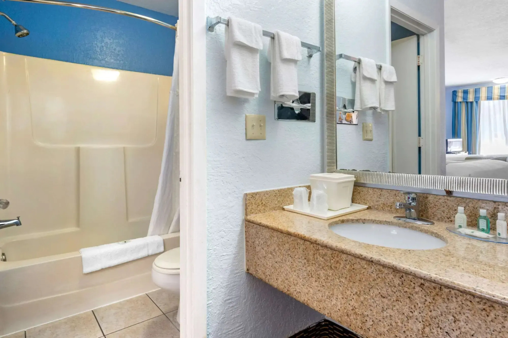 Photo - Quality Inn Sarasota North Near Lido Key Beach