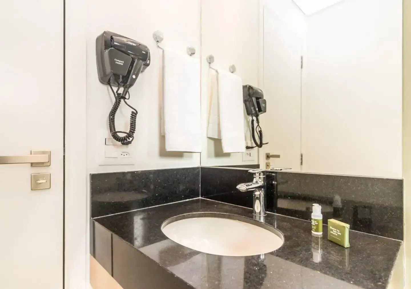 Foto - Cozzy Suites Paraíso Hotel