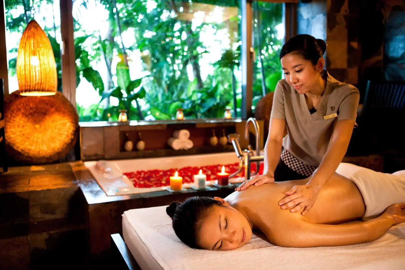 Photo - Conrad Bangkok Residences