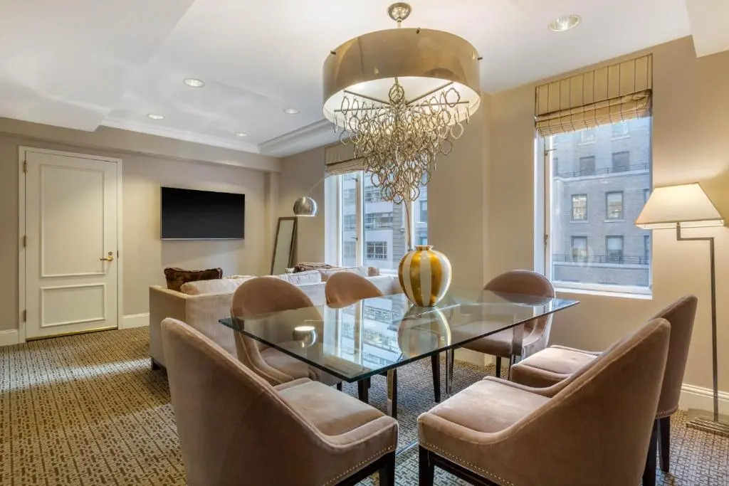 Photo - Omni Berkshire Place