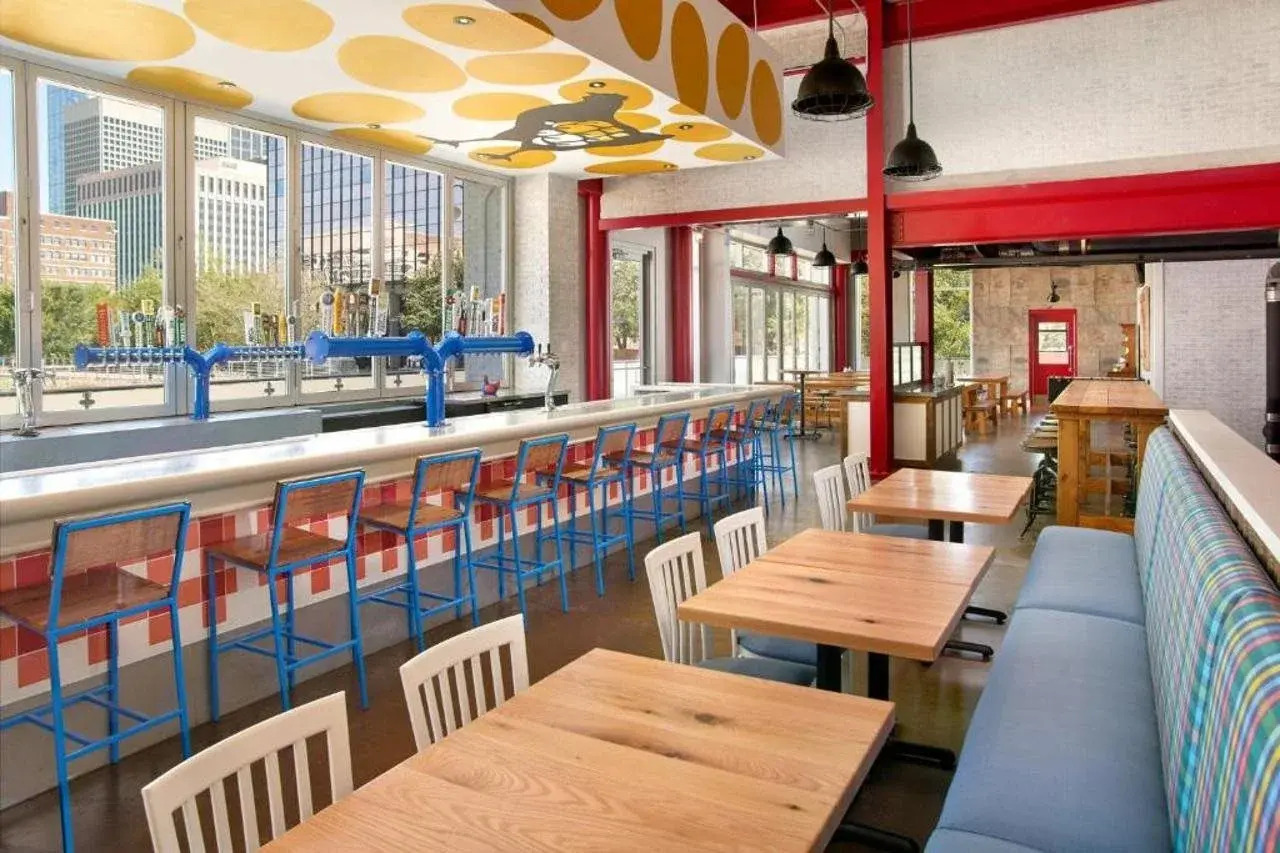 Photo - Omni Dallas Hotel