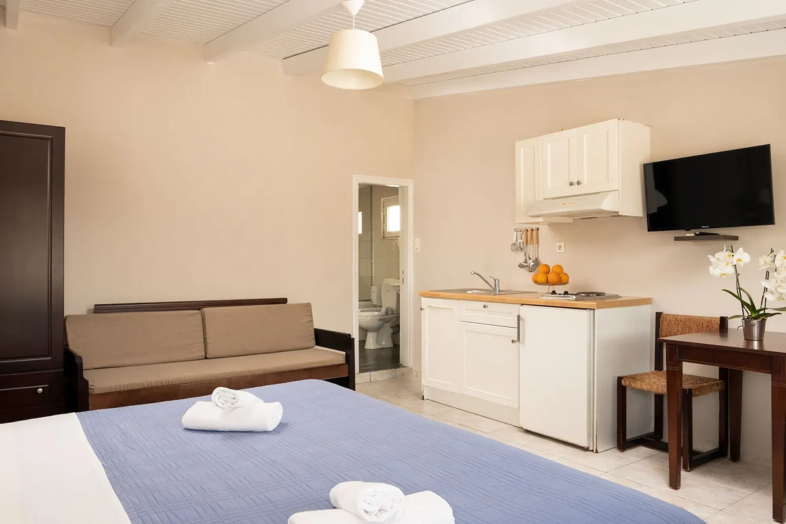 Photo - Talos Hotel Apartments