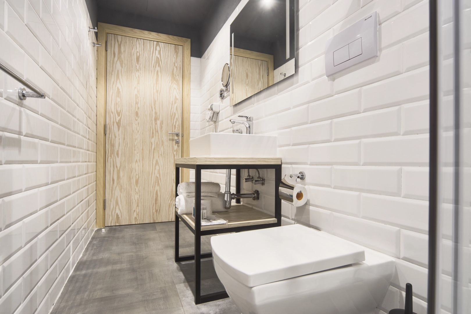 Photo - Mr Todd Hotel