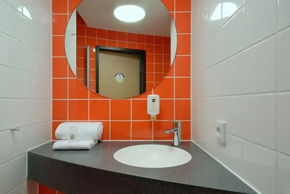 Foto - B&B HOTEL Wiesbaden-Hbf