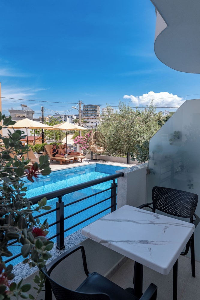 Photo - Hotel Monel