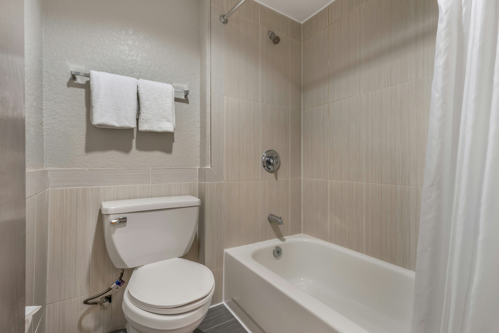 Photo - Red Roof Inn Houston - Brookhollow