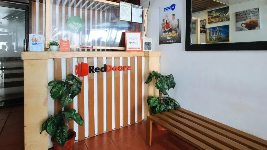 Photo - RedDoorz near OWWA Pasay