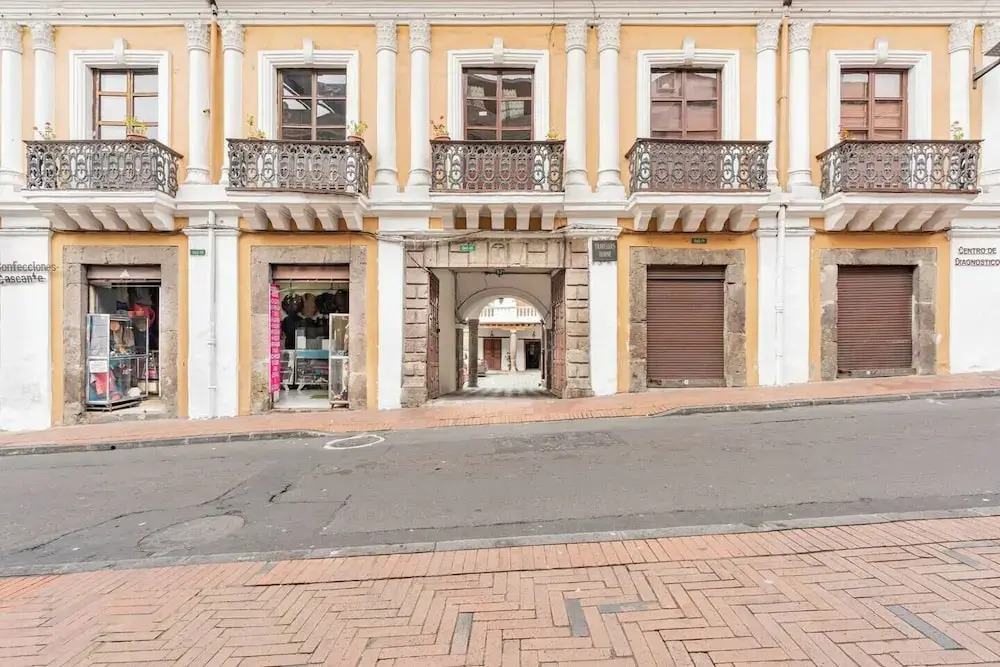 Foto - Traveler'S House