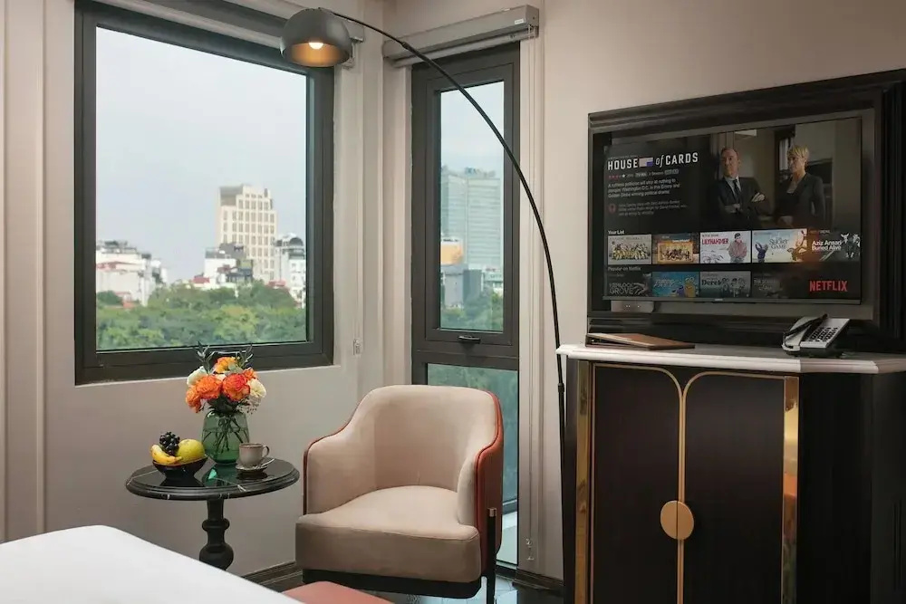 Photo - Le Premier Hotel & Rooftop Bar