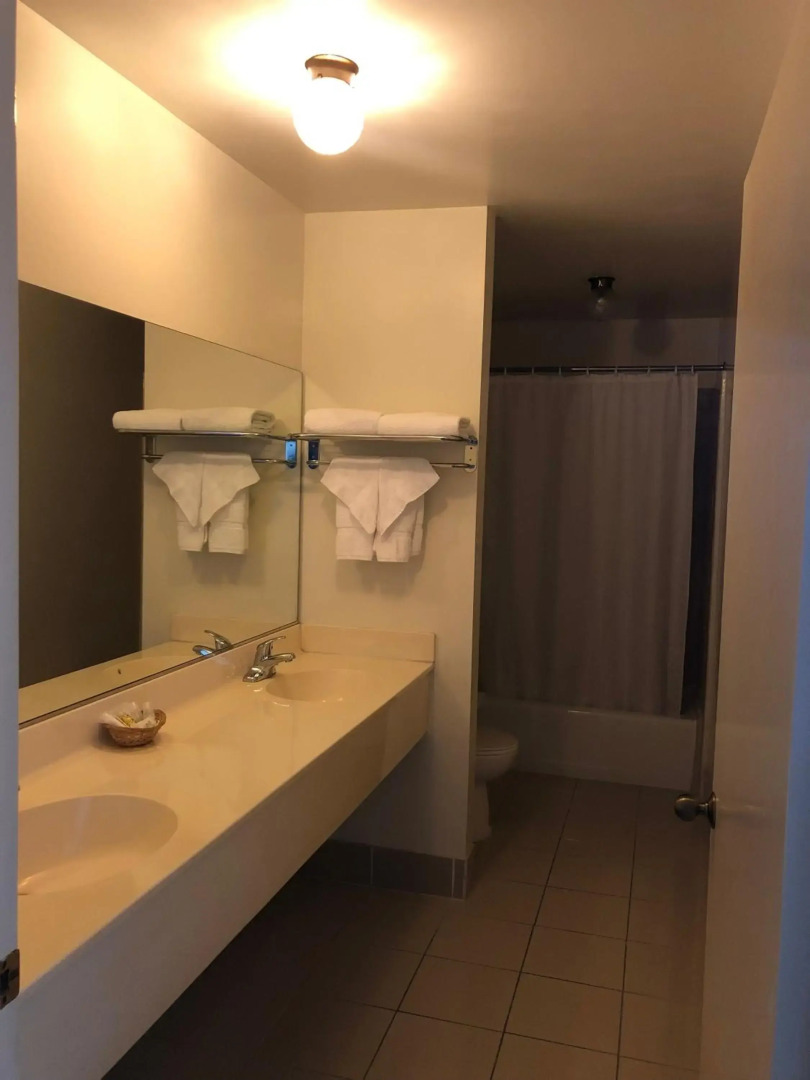 Foto - Rotex Western Inn