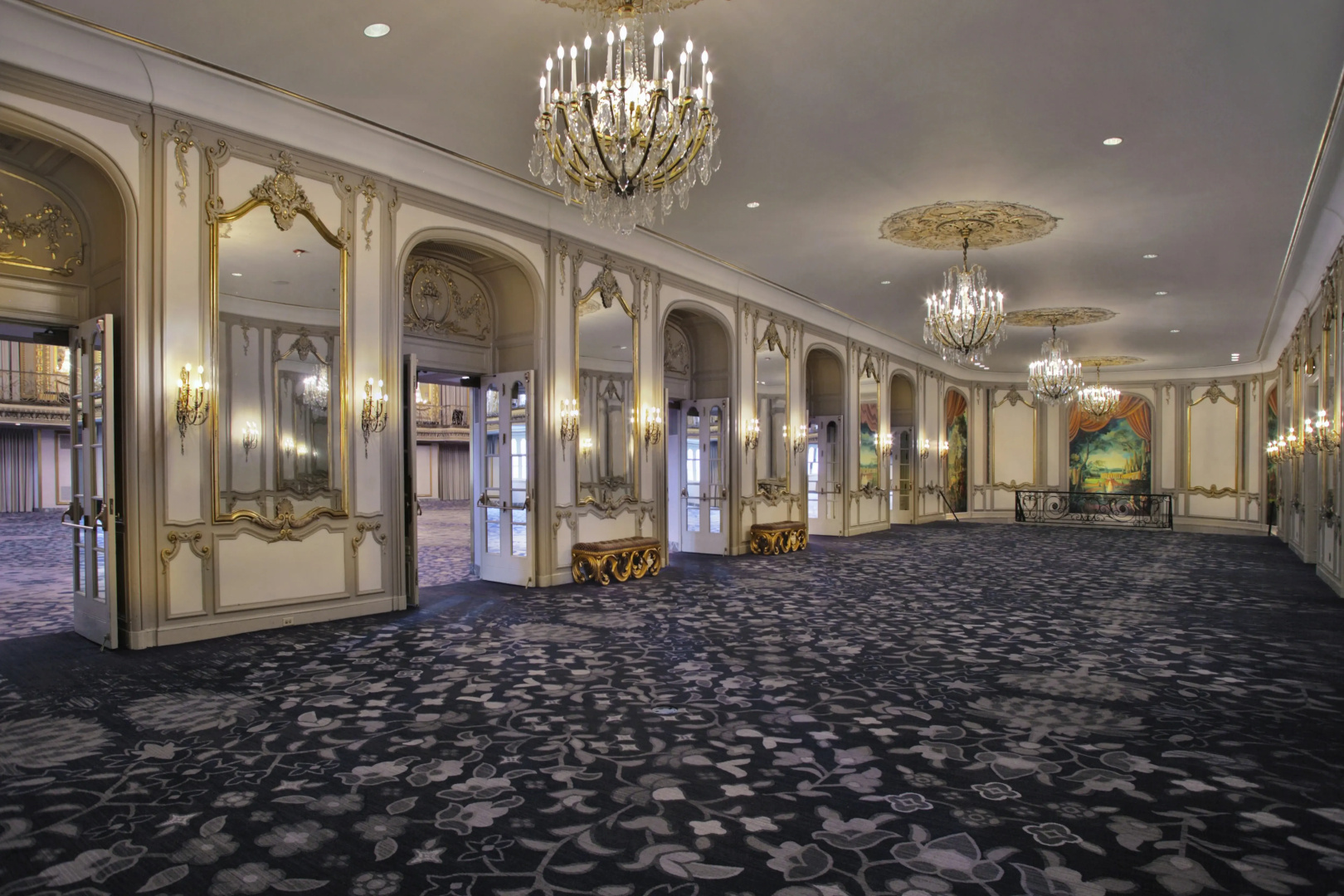 Photo - Hilton Chicago