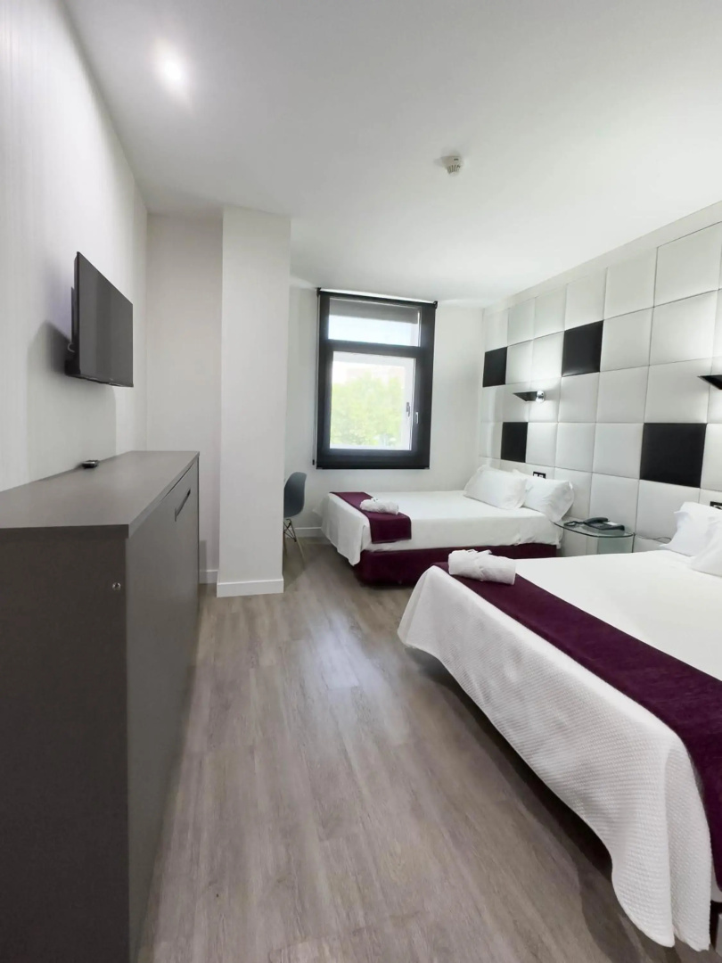 Photo - Hotel Avenida de España