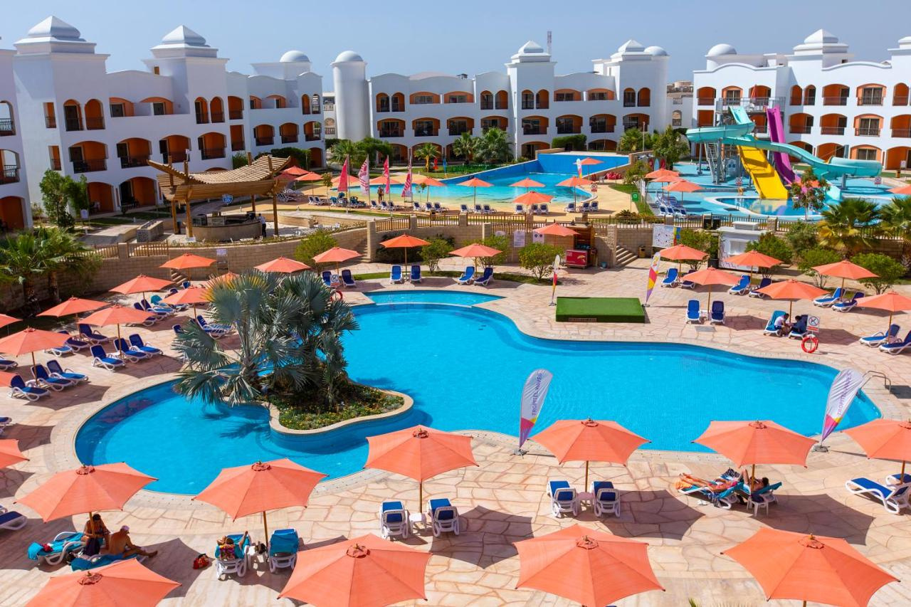 Photo - Naama Waves Hotel