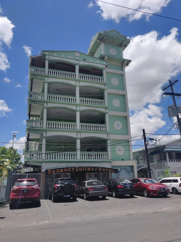 Photo - Regency Suites Hotel