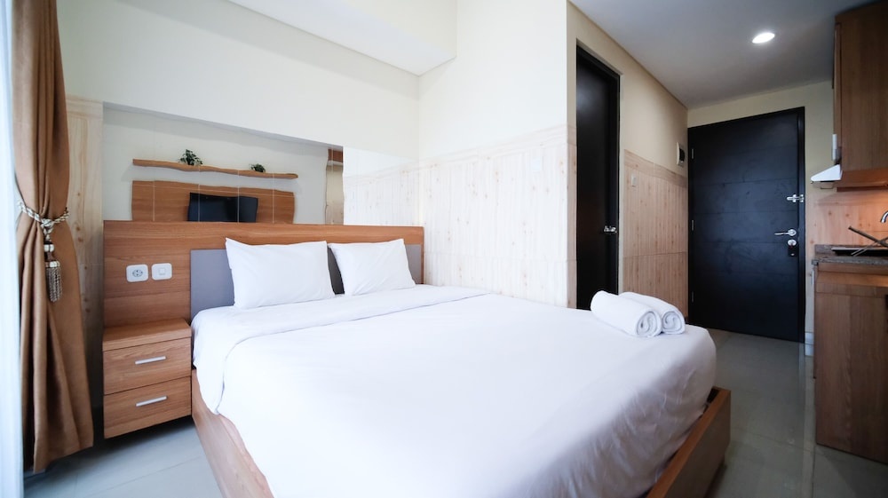 Strategic And Homey Studio At Tamasari Papilio Apartment
