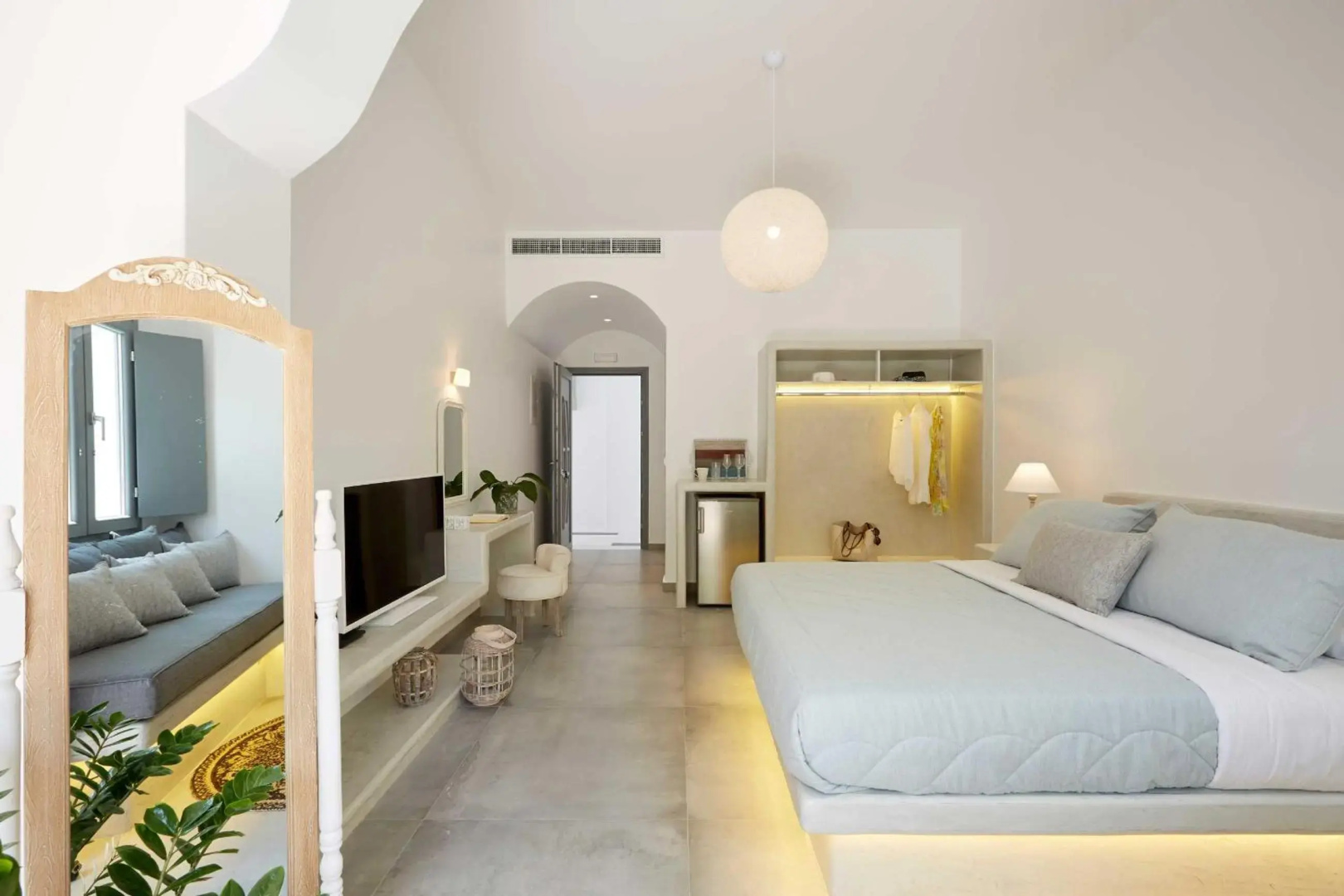 Photo - Amara Suites Santorini