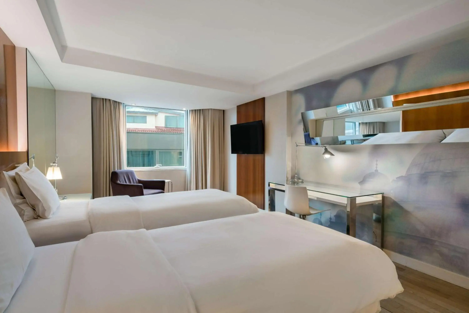 Photo - Royal River, Luxury Hotel - Adults Only