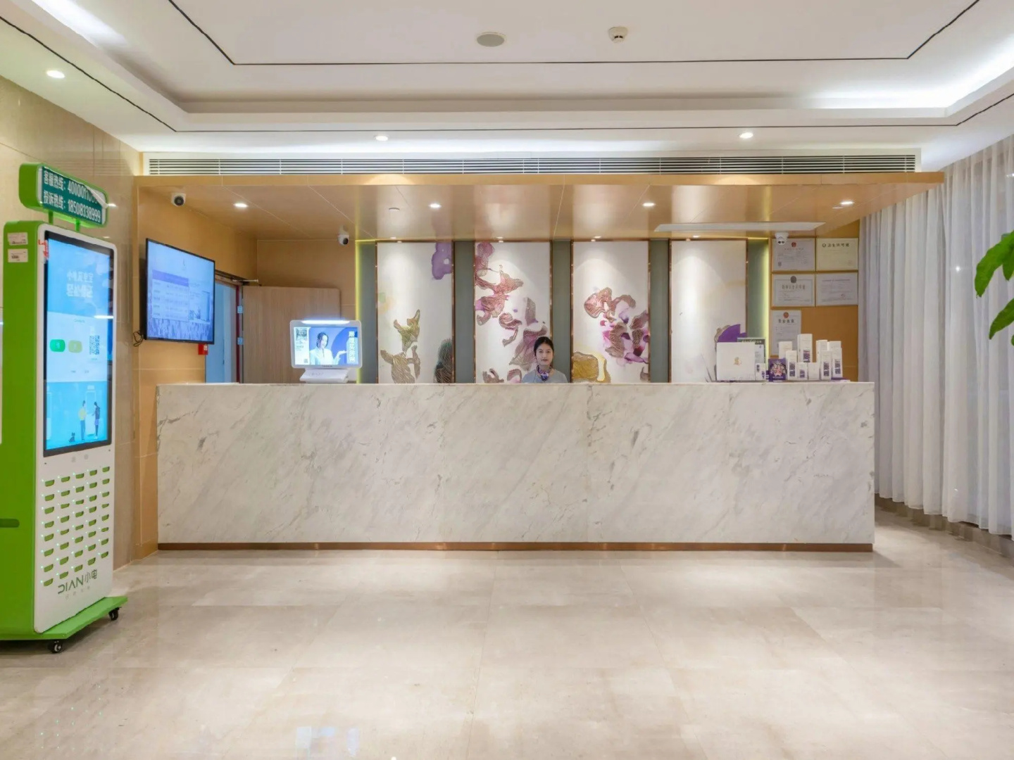 Foto - Lavande Hotel(Shenzhen North Railway Station Longhua Foxconn Headquarters Store)