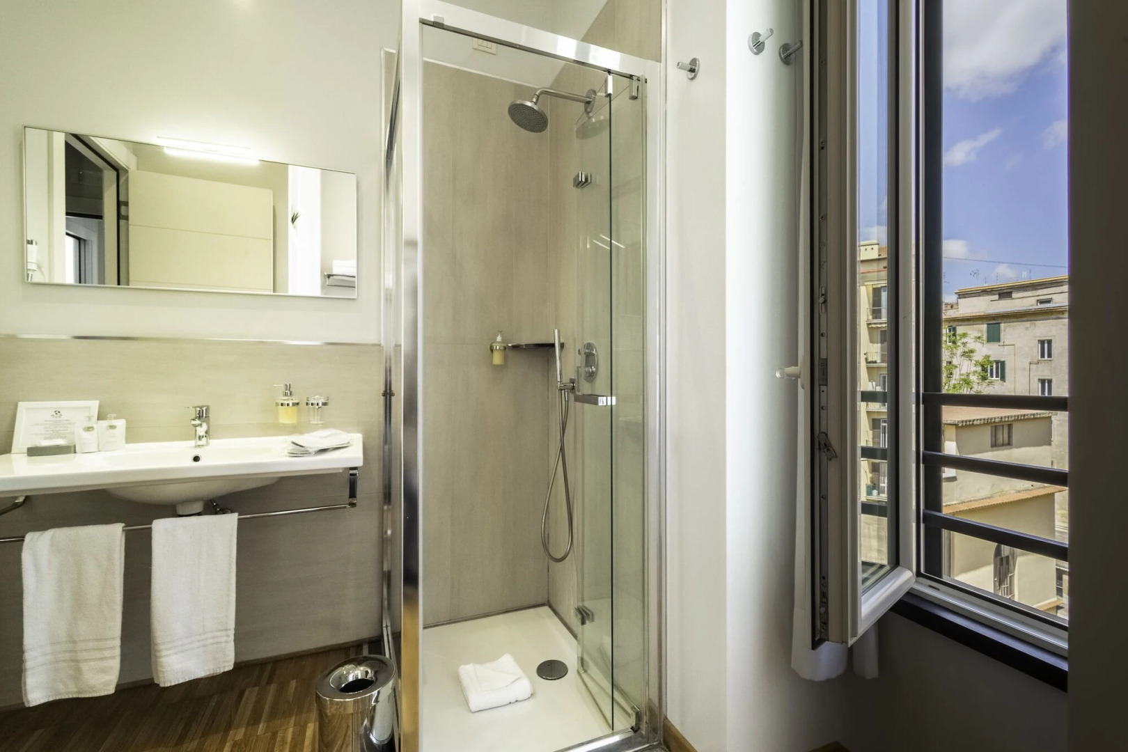 Foto - At Home Townhouse - Filiberto