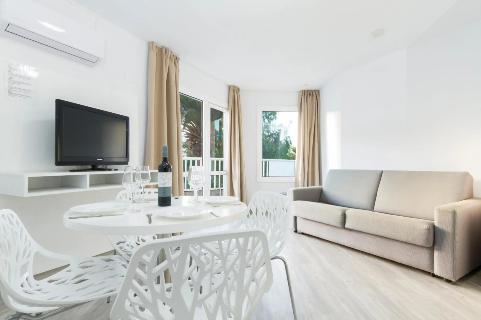 Photo - Checkin Bungalows Atlántida