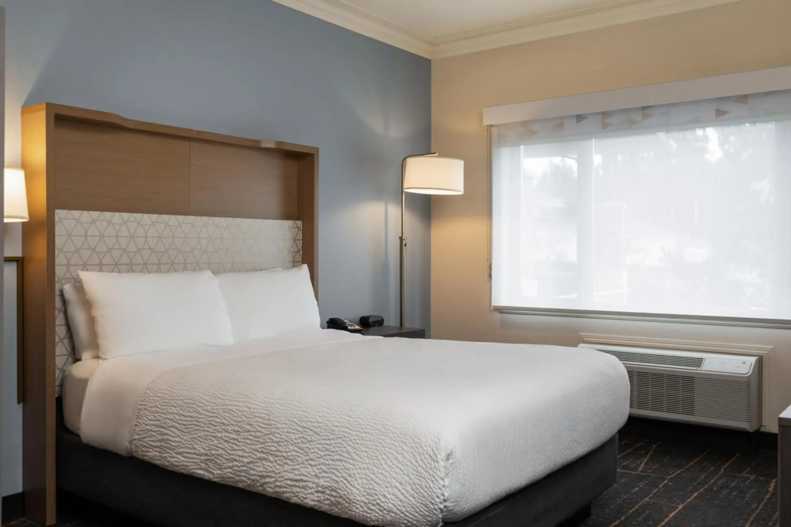 Foto - Holiday Inn Victoria Elk Lake by IHG