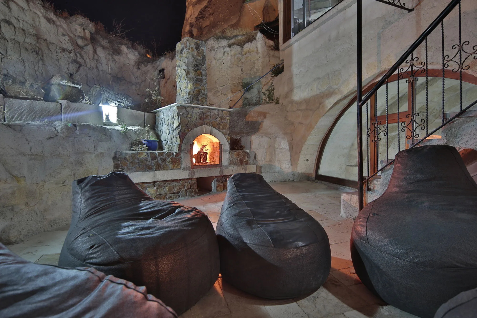 Photo - View Cave Hotel