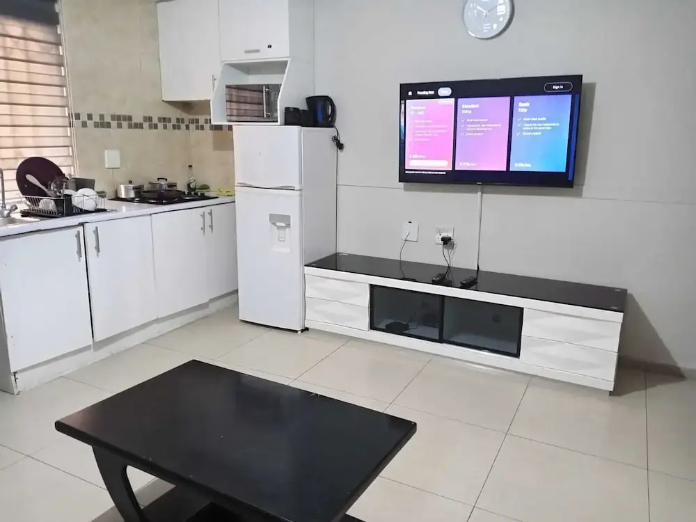 Foto - Gold Crown One Bedroom Self-Catering Apartment With NetFlix & YouTube