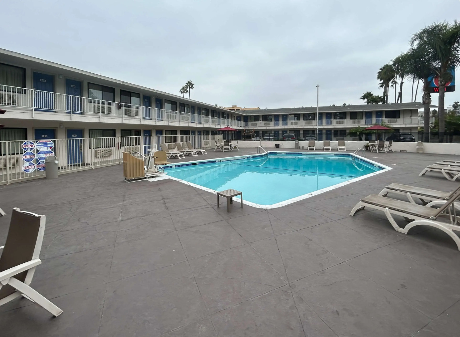 Photo - Studio 6 San Diego, CA Hotel Circle Mission Valley