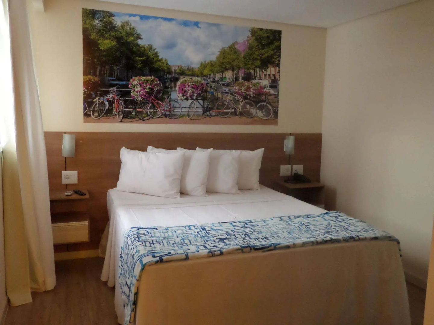 Hotel Amsterdam Montes Claros