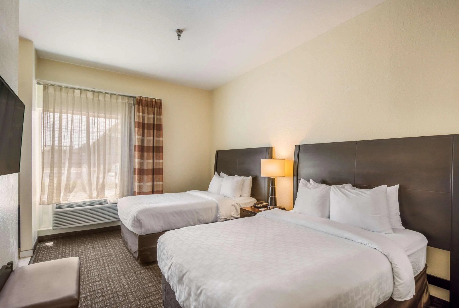 Photo - Clarion Inn & Suites Central Clearwater Beach