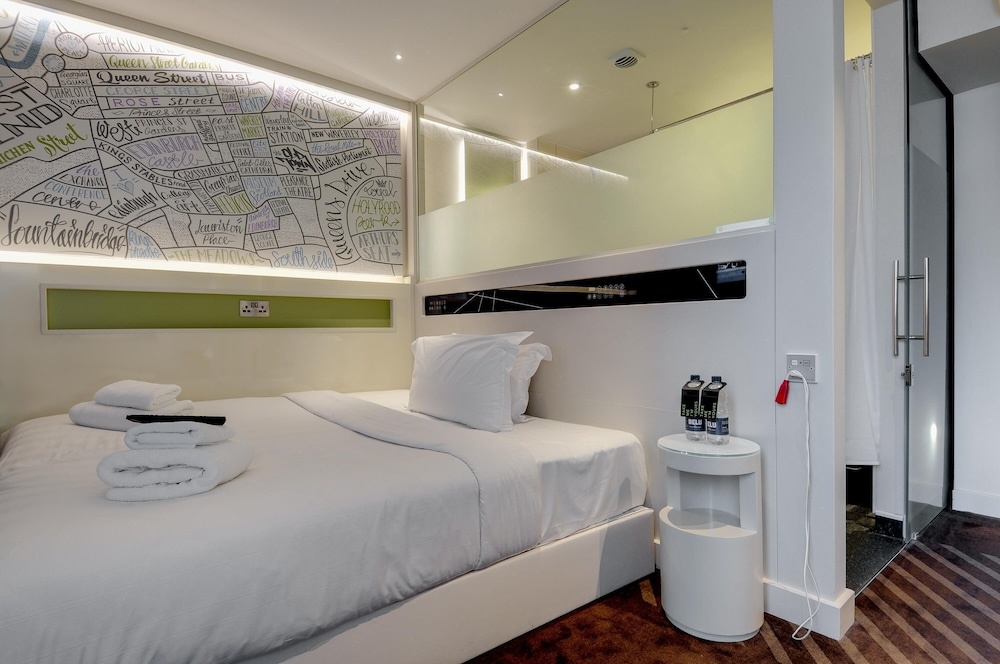 Photo - Hub By Premier Inn London Shoreditch