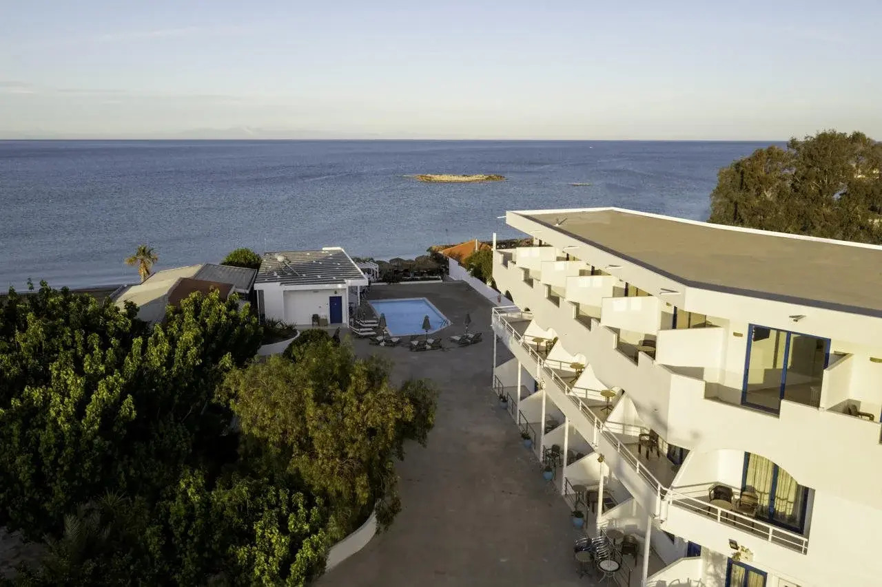 Photo - Raffaello Beach